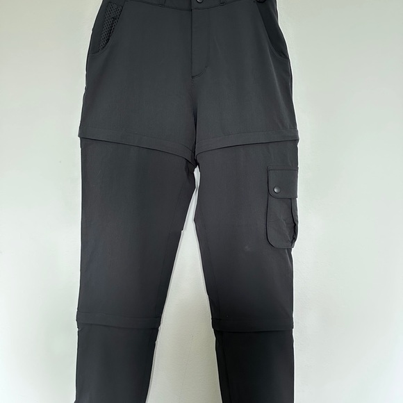 Outdoor Voices Pants - Outdoor Voices Black Convertible Track Pants with Cargo Pocket